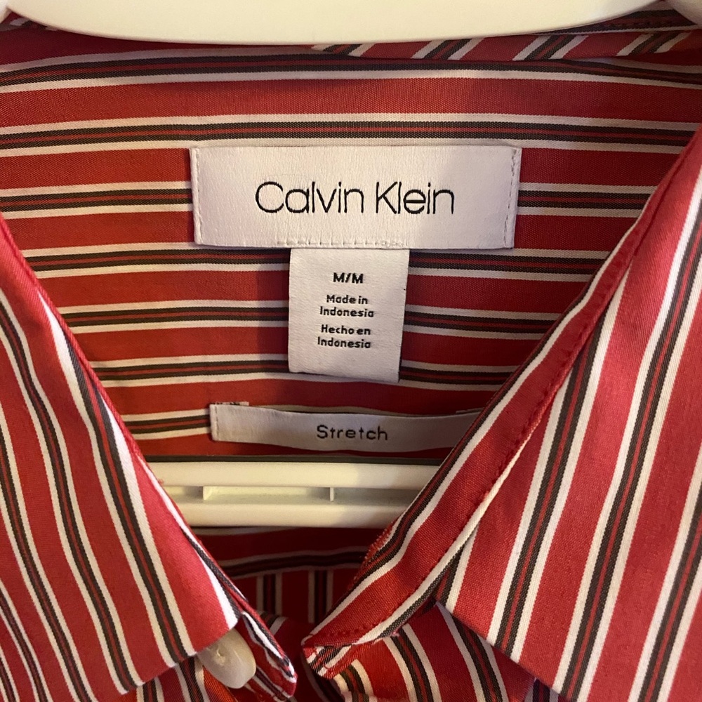 Calvin Klein - Picture 3 of 3